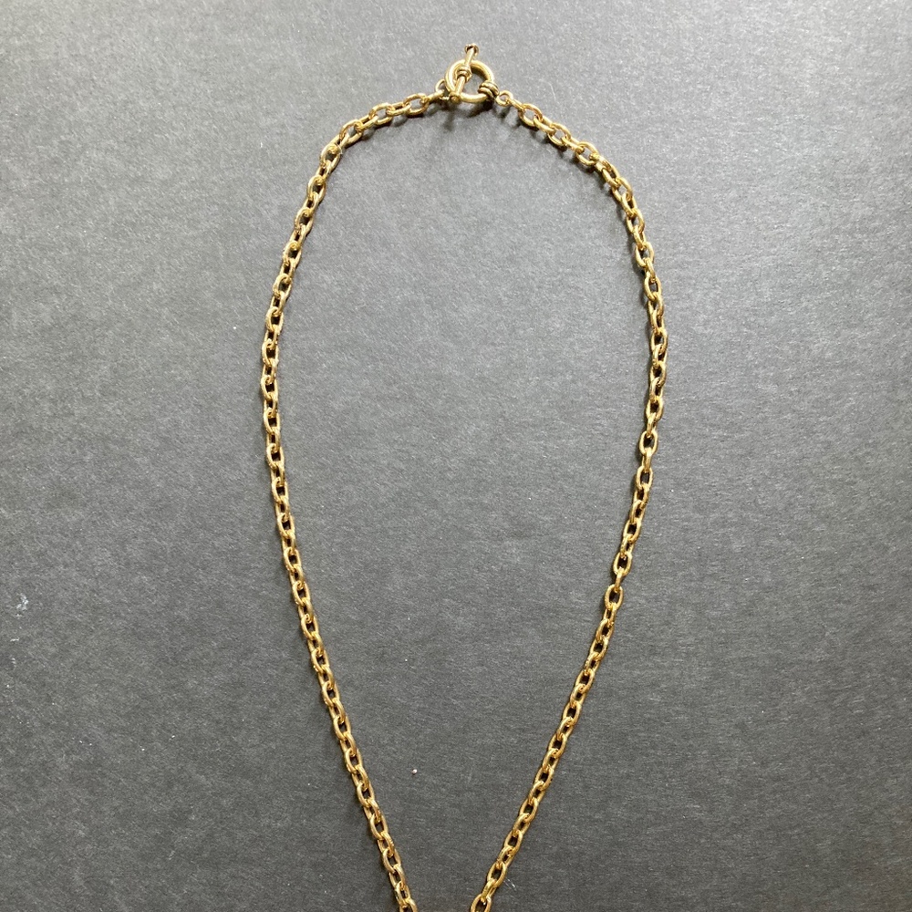 Gold Tone Link Necklace/4 Sizes of Textured Matte Discs/Toggle Closure/18 Inch - Picture 2 of 2
